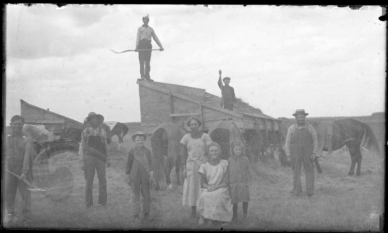 img0858.jpg - Tolley, ND. C. 1917. My grandfather, Mathias Zeltinger, to the far left.