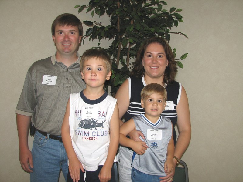 Dave0615.jpg - Kelly Kaiser, son of Bruce Kaiser, and Jennifer Kaiser with sons, Evan and Quinn. Kelly is Ray Kaiser's grandson.