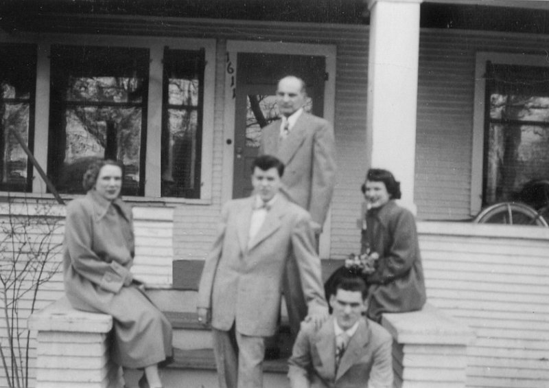 DavisFamily.jpg - Bertha with husband Louis & kids Bruce, Lew, Bobby Lou, 1951