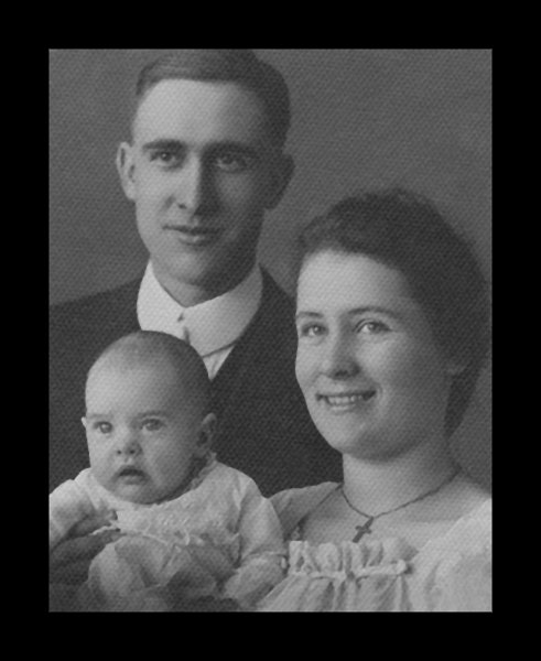 Doc-May-Bob.jpg - Doc, "May" and Baby Bob, 1917