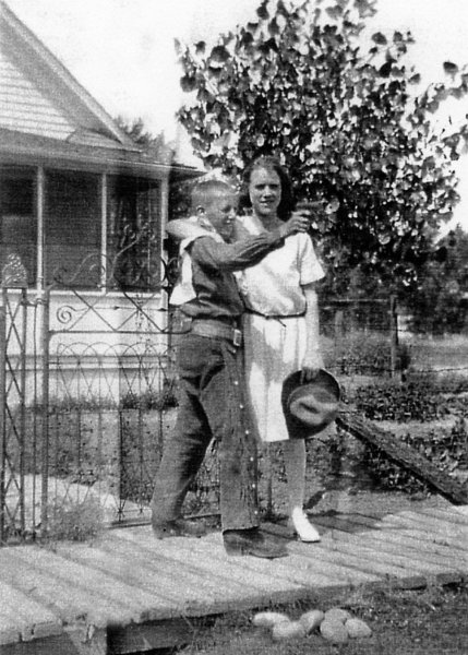 image017s.jpg - c. 1921. Siblings Fred and Bertha Kaiser