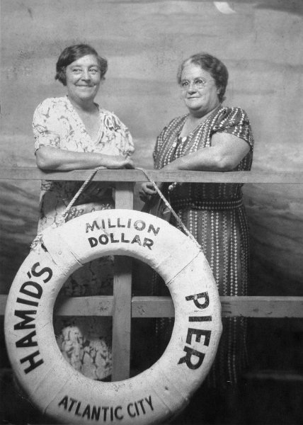 1938prints001.jpg - Kathryn Thomas Maloney (my paternal grandmother) (right) with friend. Late 1930s - DJM Jr