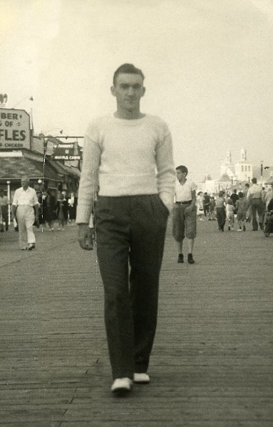 1939prints006.jpg - 1939. Postcard. Marked on the reverse ""Sherman Movie Photos / 3408 Boardwalk / Wildwood, - N.J.""