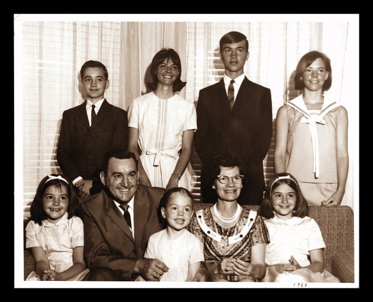 image078.jpg - David & Jane (nee Zeltinger) Maloney Family portrait. Standing: Brian, Kate, David Jr., Leah; sitting: Tara, David Sr., Lisa, Dorothy "Jane", Karen; 1966