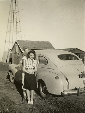 1941prints006.jpg - 1941. Mom hugged by unknown ball player - DJM Jr