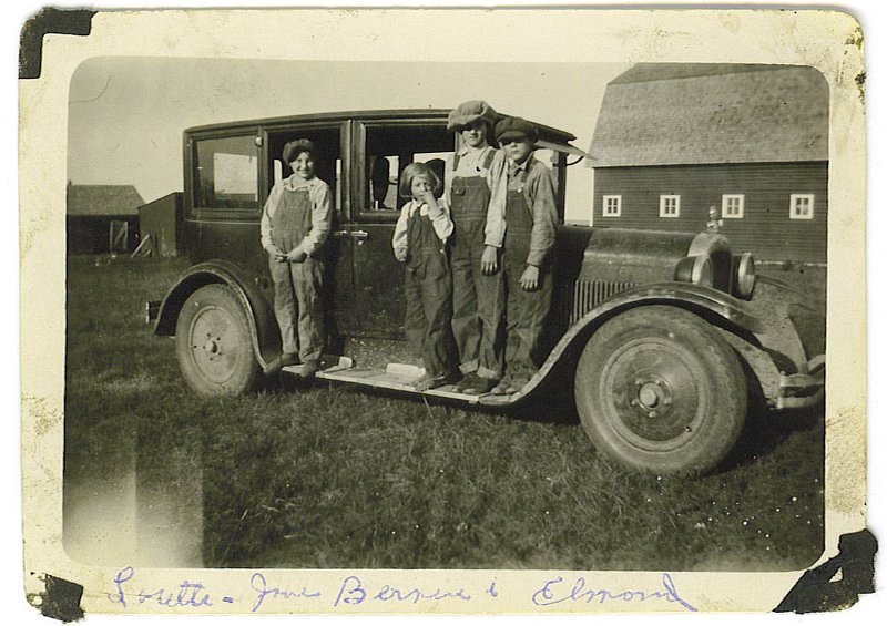 ldz_09.jpg - Inscribed on reverse, "Loretta Zeltinger, Jane, Bernie, Elmond Lundgren"