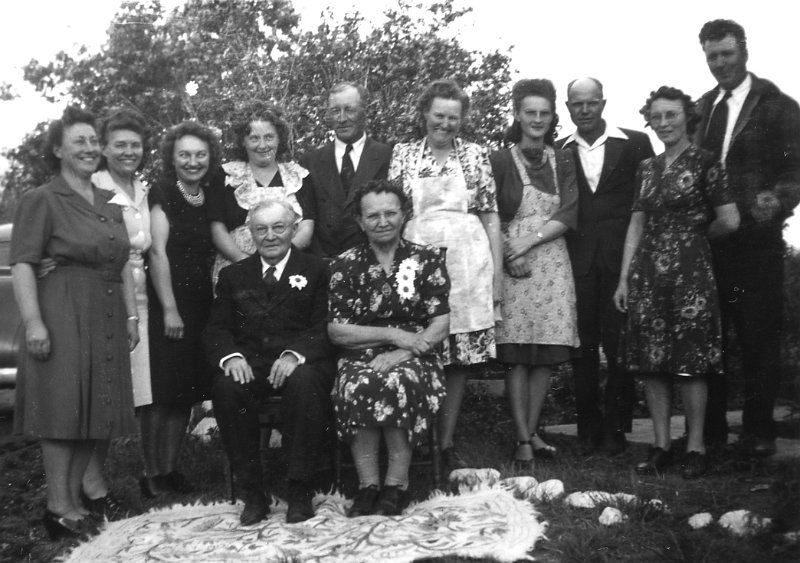 zeltinger054.jpg - 50th wedding anniversary of Ignatius and Katie Zeltinger (seated), 1946; standing are Anne, Louise, Loretta, Agnes (John's wife), Frank and his wife Lillian, Eunice (Ed's wife), Lena and her husband Clement Resch.