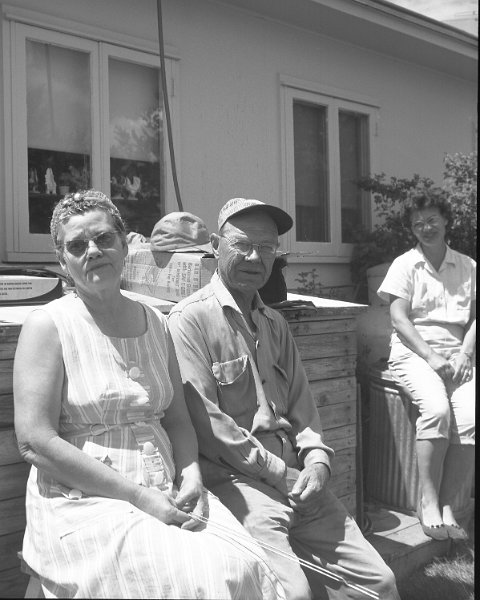 zeltinger080.jpg - Laura and Matt Zeltinger, daughter Dorothy "Jane" Maloney; Pierre, SD, 1960