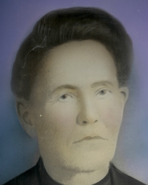 kfz_3.jpg - Lena (nee Brady) Ethan, mother of Katherine (Ethen) Zeltinger, c. 1895