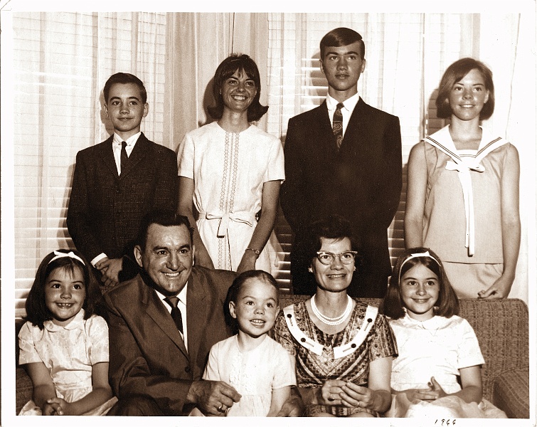 zeltinger084.jpg - David & Jane (nee Zeltinger) Maloney Family portrait. Standing: Brian, Kate, David Jr., Leah; sitting: Tara, David Sr., Lisa, Dorothy "Jane", Karen; 1966